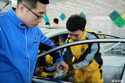 王牌專(zhuān)業(yè)全新升級(jí)！沈陽(yáng)萬(wàn)通汽車(chē)學(xué)校火熱招生中